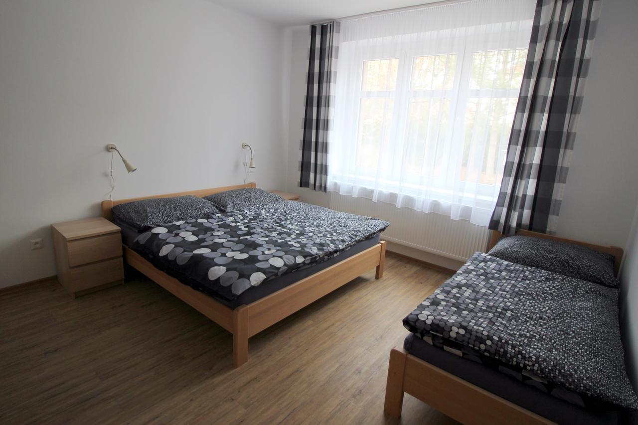 Apartmany Na Sadech Třeboň Exterior foto